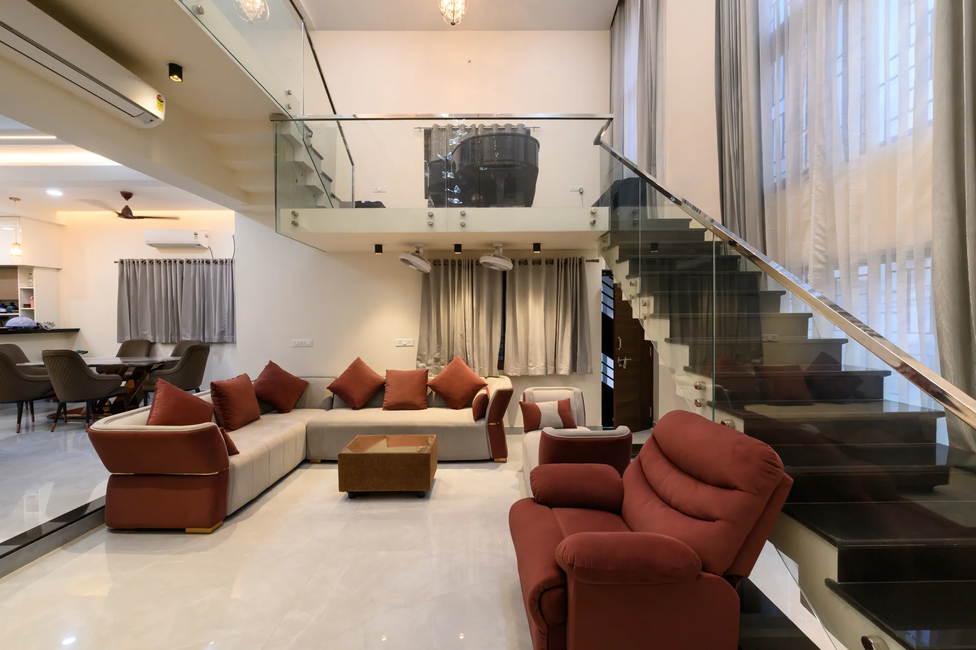 Nolumbur — a luxury residence by Jehovah Builders, frame 6 of 19.